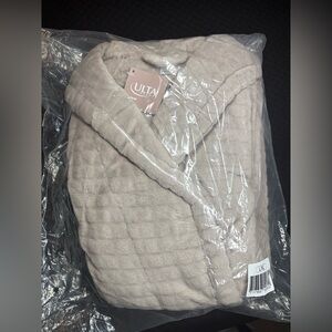 Ulta Beauty Collection Robe